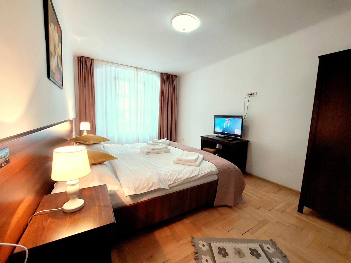 Appartamento Casa Roth Braşov Esterno foto