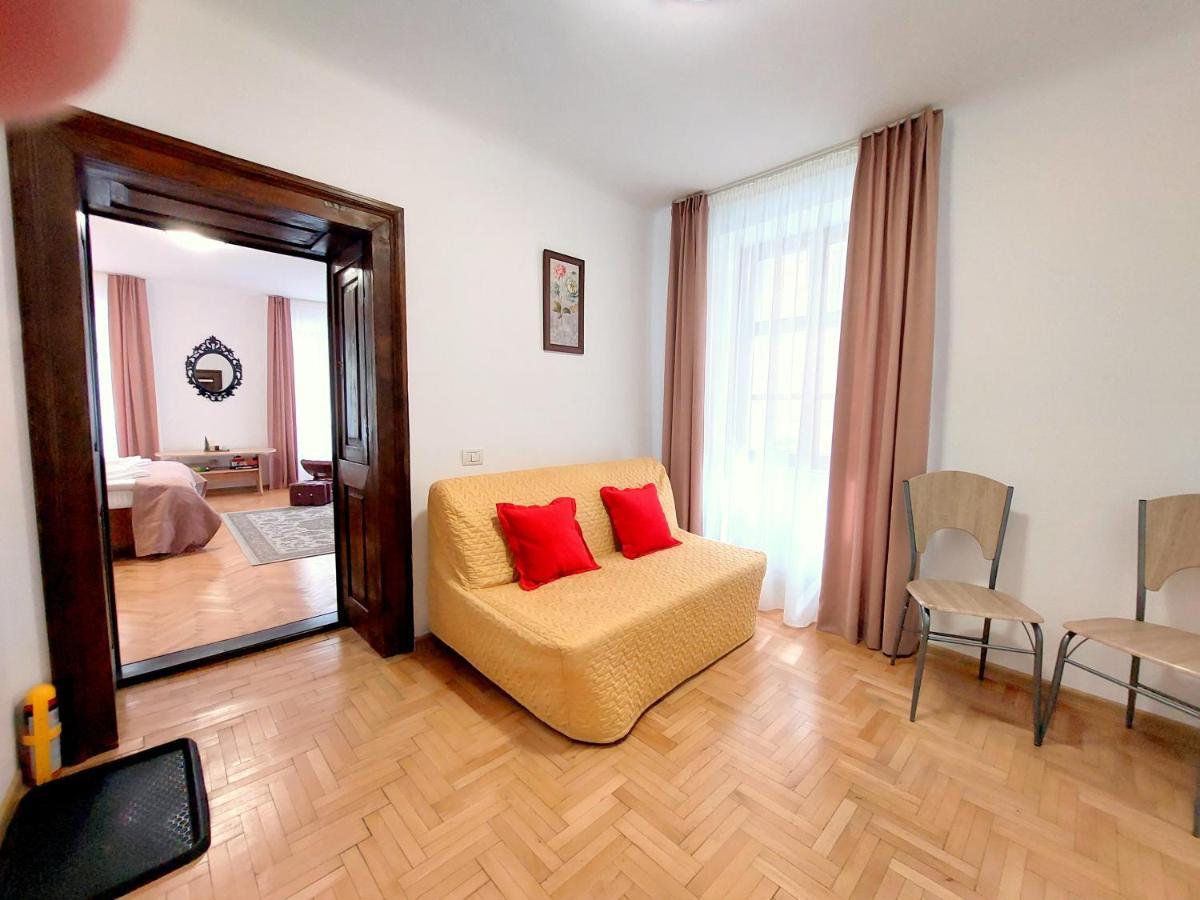 Appartamento Casa Roth Braşov Esterno foto