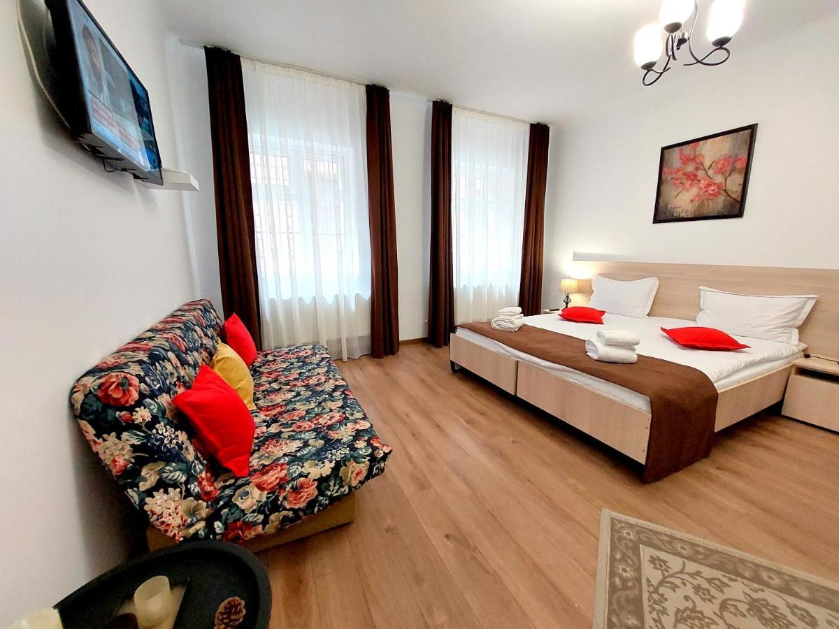 Appartamento Casa Roth Braşov Esterno foto