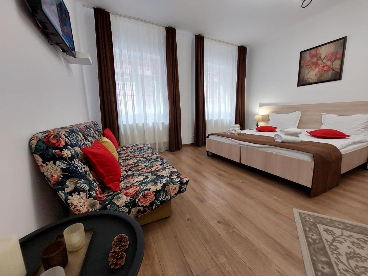 Appartamento Casa Roth Braşov Esterno foto